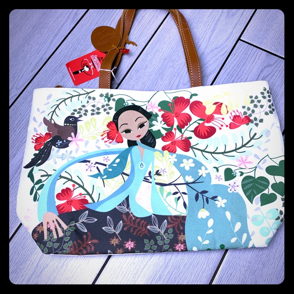 ✨💖💕 NWT Sepiring Indonesia Totes 💕✨✨